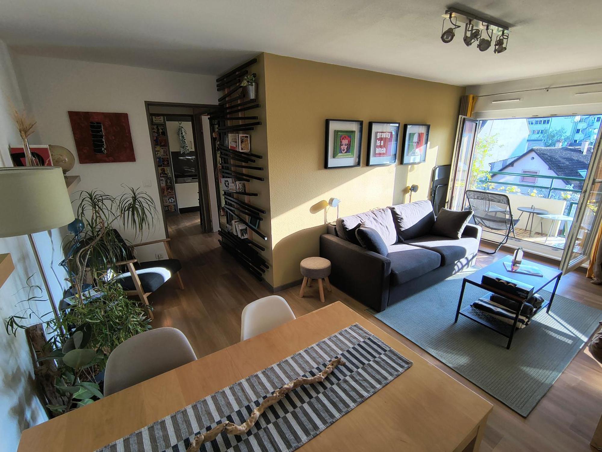 Charming In A Great Location Appartement